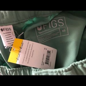 FIGS Jade Cairo Pants